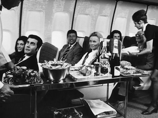 Airline meals used to be plentiful, luxurious. Here’s what happened