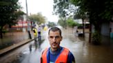 Atletas brasileños abandonan el sueño de los Juegos Olímpicos para ayudar en las inundaciones en Brasil
