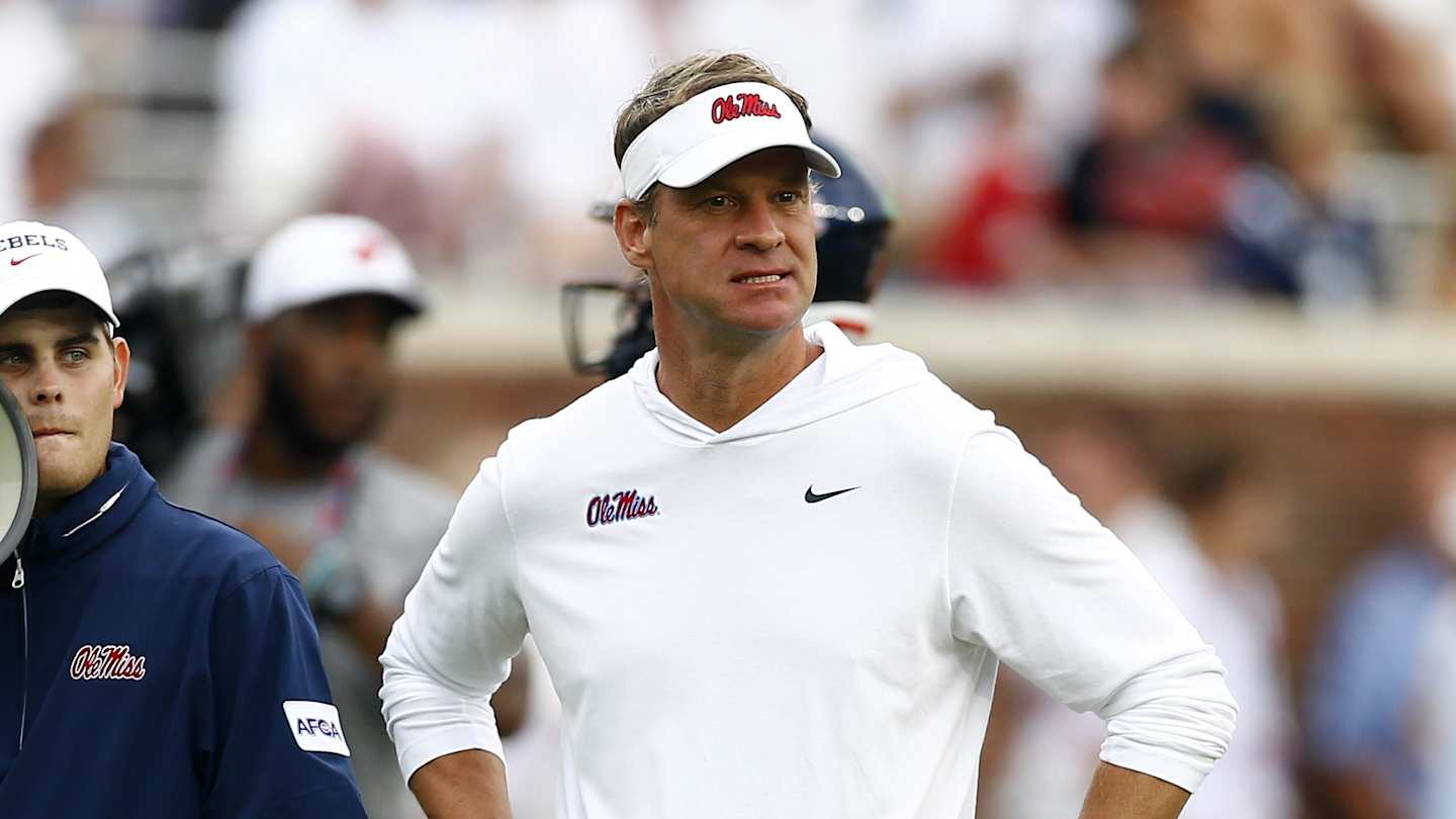 Who is Lane Kiffin's girlfriend Sally Rychlak?