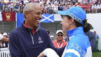 Saludo entre Carlota Ciganda y Barack Obama