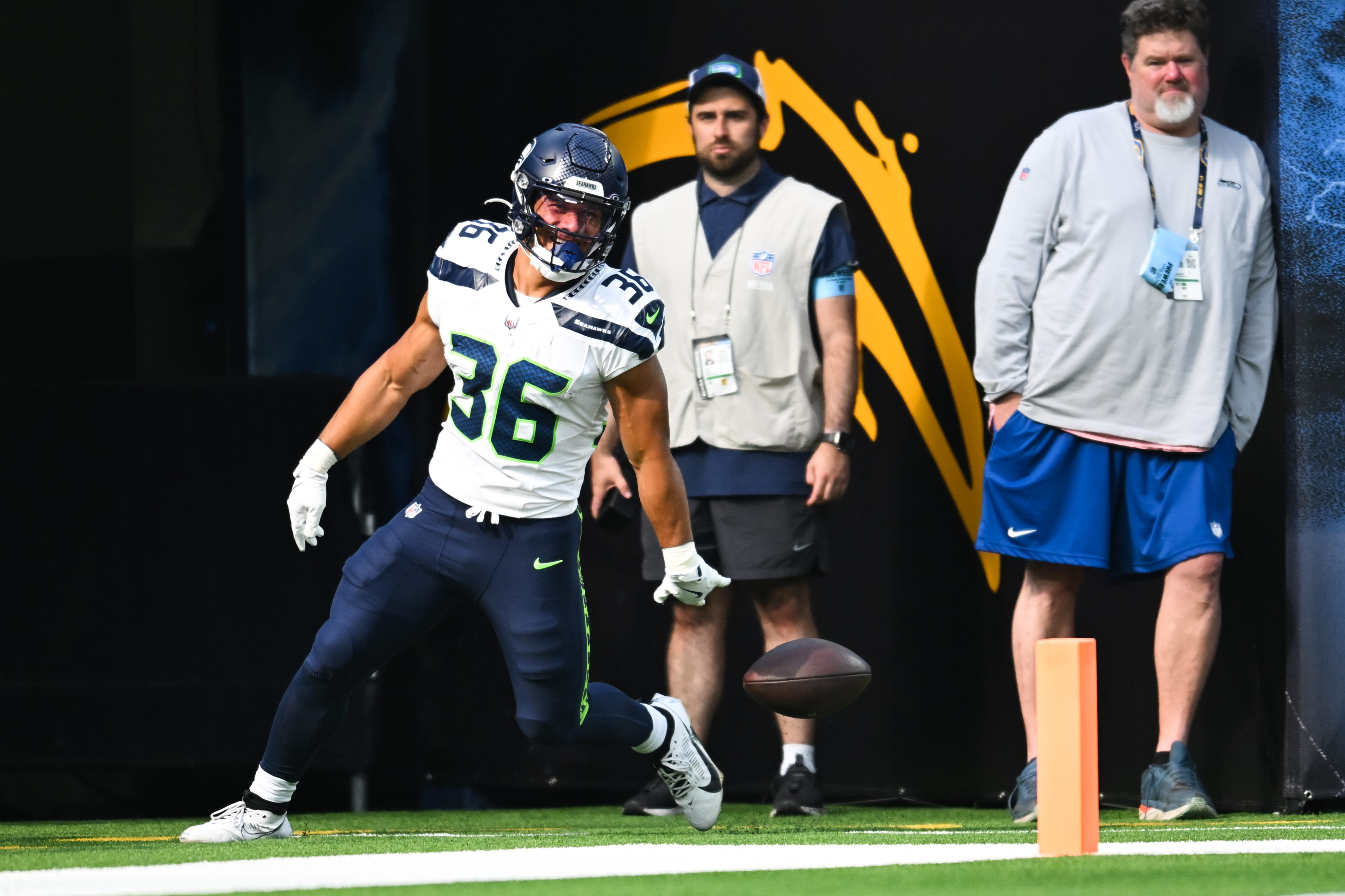 Seahawks elevate RB George Holani and T McClendon Curtis to active roster