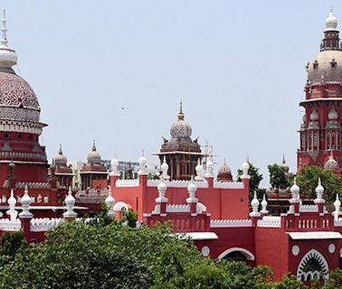 Chennai’s K.K. Nagar, Ashok Nagar roads are choking, complains a PIL petition before Madras High Court