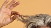 Las consecuencias de arrancar una cana del pelo de la cabeza