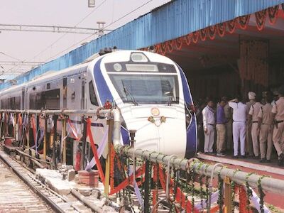 WATCH: Vande Bharat passenger slaps server after being served non-veg food