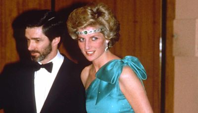 Princess Diana's Hairdresser Reveals Why She Once Wore a Necklace as a Headband — with 'Knicker Elastic!'