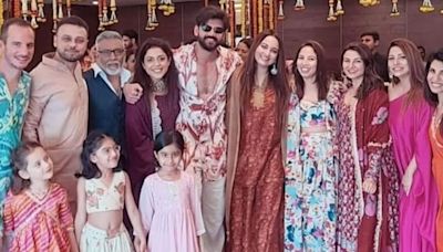 Sonakshi Sinha-Zaheer Iqbal wedding: Couple poses with friends at mehendi ceremony. Check out inside pic