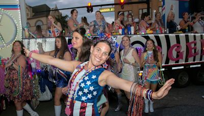 Things to do in Pensacola: Grand Fiesta Parade; Memorial Day Concert; Boat Parade