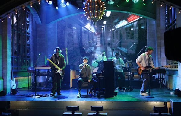 Vampire Weekend Rocks ‘SNL’ With Performances of ‘Gen-X Cops’ and ‘Capricorn’: Watch