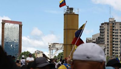 Maduro dice que los violentos de la protestas fueron "entrenados" en EEUU, Colombia, Perú y Chile