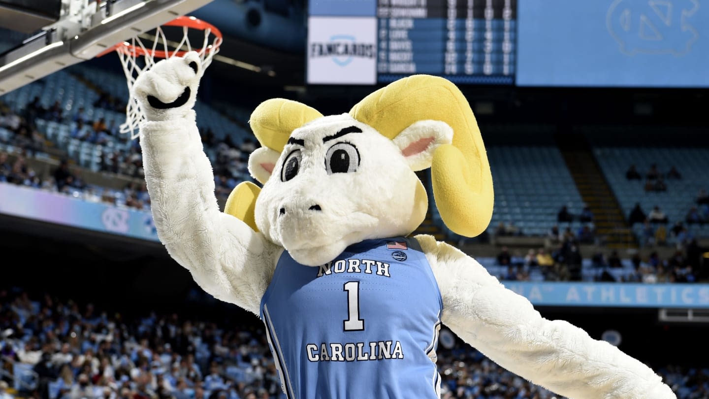 UNC Basketball Lands Among Finalists for 7-Footer