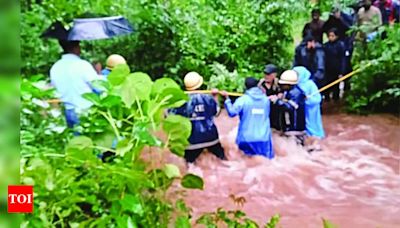 70 picnickers stuck at Pali waterfall rescued after sudden water level rise | Goa News - Times of India