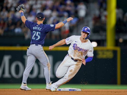 García and Carter hit back-to-back homers and Rangers beat Mariners 5-1