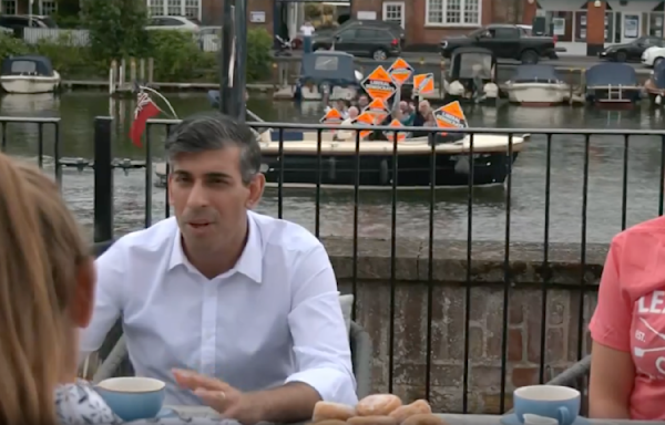 Liberal Democrats’ Boat Photobombs Rishi Sunak Campaign Event In Henley-on-Thames