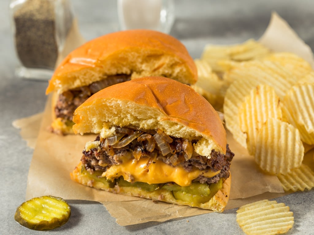 The Best Burger to Make This Weekend Is Molly Yeh's Spicy Take On the 'Juicy Lucy'