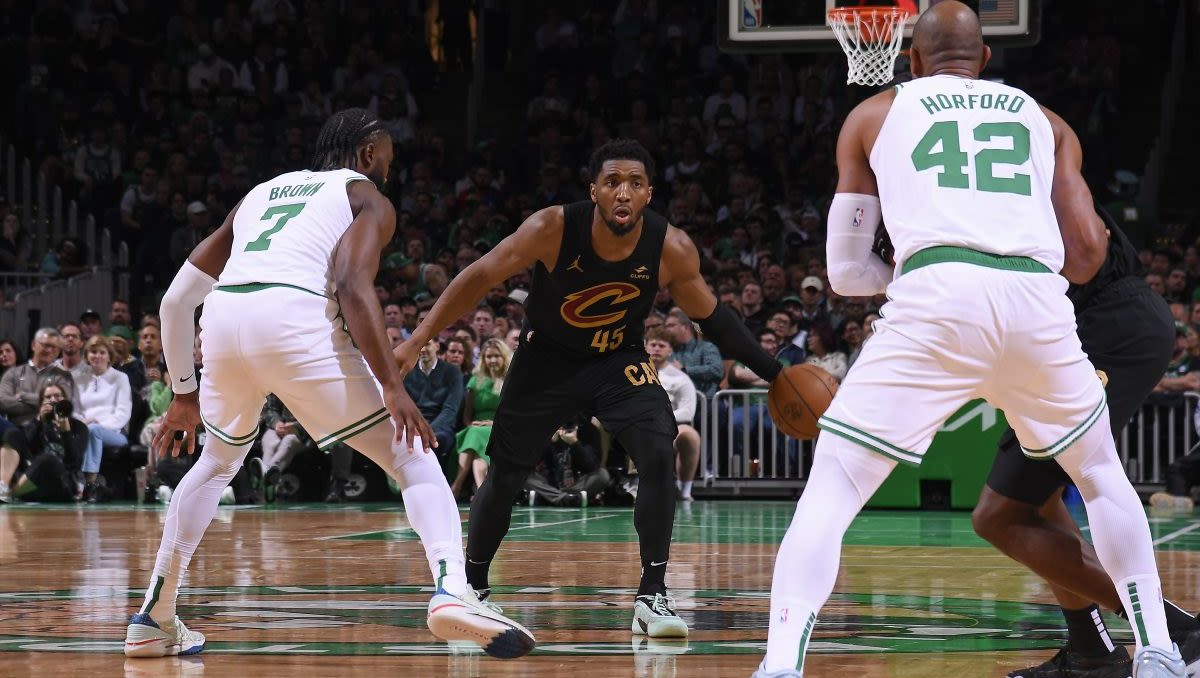 Brown laments C's ‘unacceptable' performance in Game 2 loss to Cavs