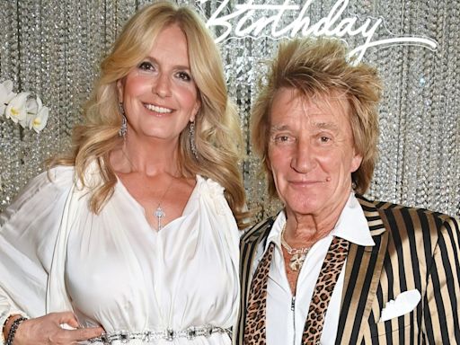 Penny Lancaster stuns in lace dress for rare family photo with Rod Stewart's children