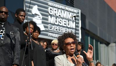 Muere Cissy Houston, madre de Whitney y ganadora de un Grammy, a los 91 años