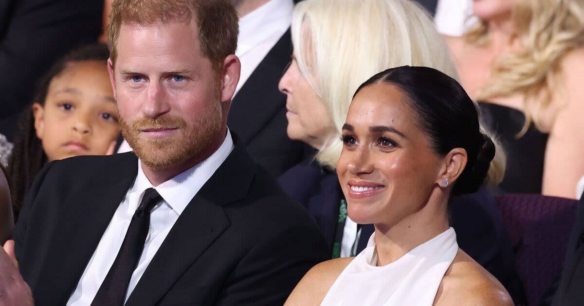 Meghan Markle warning as insider says 'gloves are off' with next bombshell move