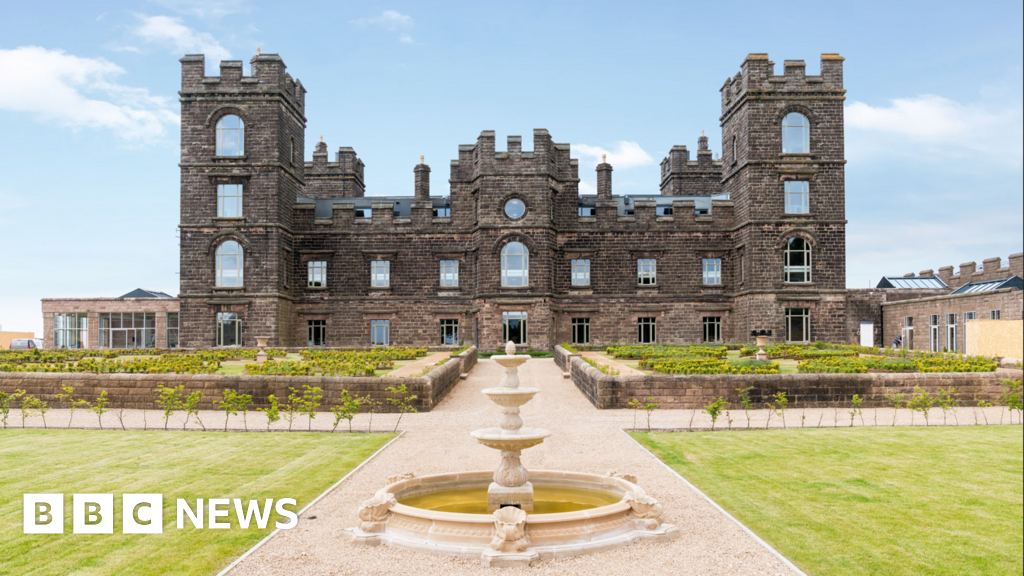 Derelict Derbyshire castle transformed into multiple new flats