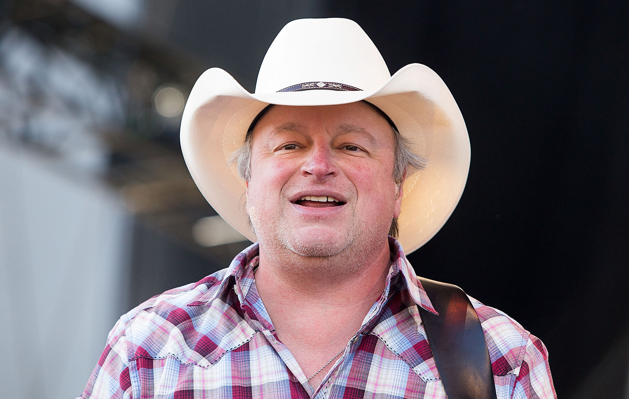 Country Singer Mark Chesnutt Announces October Return to Stage After Emergency Heart Surgery