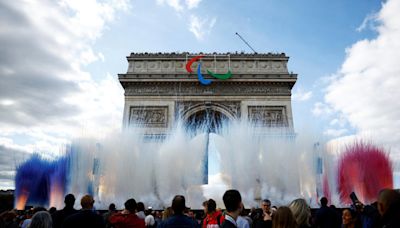 Juegos Olímpicos de París: fiesta final en los Campos Elíseos para celebrar a los campeones franceses