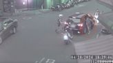 7越南移工擠1車遭攔查 4男開門竄逃「1人猛推女警」