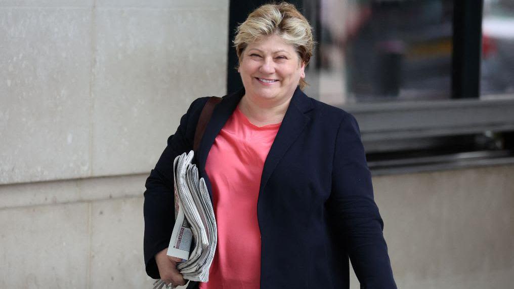 Thornberry dropped as new ministers announced