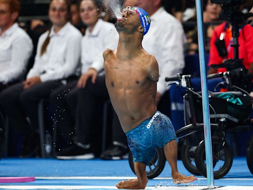 Jeux paralympiques 2024 : Gabriel dos Santos Araujo, star des bassins et proche d’un triplé étourdissant à Paris