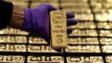 Gold Rises as the Financial Backdrop Mellows
