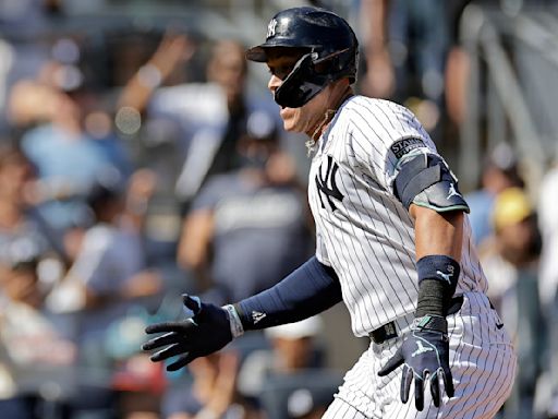 Aaron Judge hits MLB-best 53rd homer, Yankees open 3-game AL East lead with 5-2 win over Red Sox