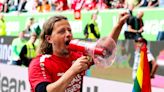 "Du hast die Haare schön": Mainzer feiern Retter Henriksen