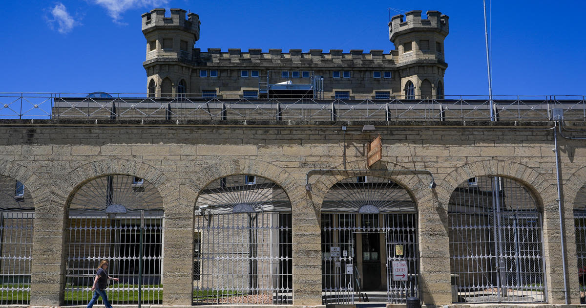 Calls to shut down Waupun prison in Wisconsin grow after charges against warden, guards