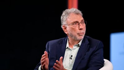 La Entrevista | Martin Baron, exdirector del Washington Post: "Los periodistas tienen una misión muy importante en las democracias" | A Vivir | Cadena SER