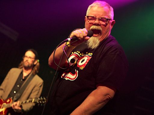 Lead singer of outspoken ’80s punk rock band dies