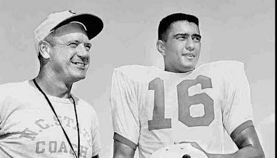 NC State’s Roman Gabriel remembered as a great quarterback but also as great athlete