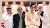 IC 814: The Kandahar Hijack team reunites: Vijay Varma is grazing with ‘... and Manoj Pahwa | Hindi Movie News - Times of India