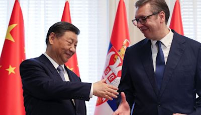 China’s Xi Enjoys Embrace of Europe’s Renegades, Serbia and Hungary