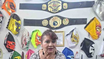 Irma González e Irma Aguilar leyendas de la lucha libre visitaron la capital morelense