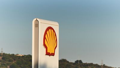 Shell Plans Job Cuts in Offshore Wind Business
