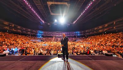 Russell Peters: Breaking boundaries around the globe on his way to Victoria