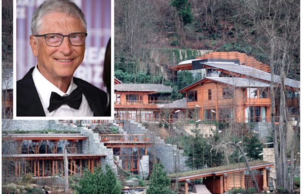 Inside Bill Gates' real estate portfolio, from a Seattle mansion to houses at some of the US's most exclusive clubs