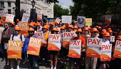 Wes Streeting ‘optimistic’ ahead of pay talks with junior doctors