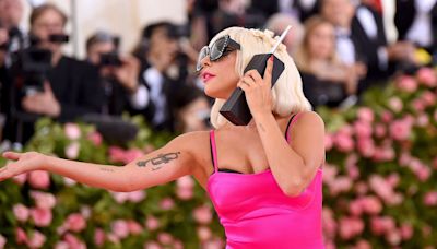 En fotos: los looks más excéntricos y polémicos de la Met Gala, a lo largo de los años