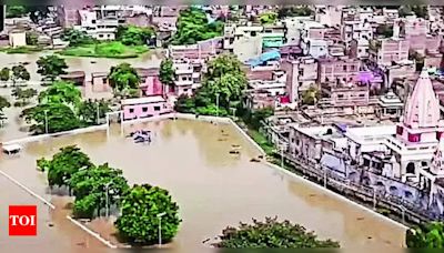 Flood Situation Remains Grim In Bhagalpur Dist, 11k People Rescued | Patna News - Times of India