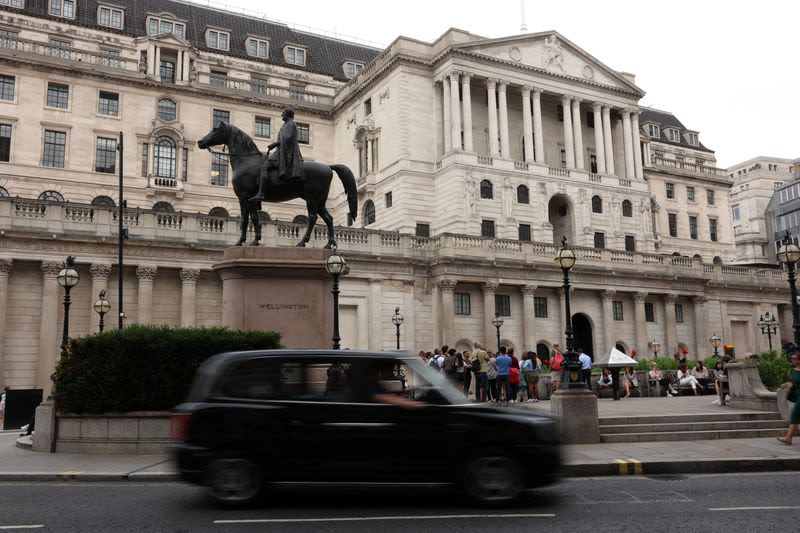 Bank of England set to hold rates with bond sales in spotlight