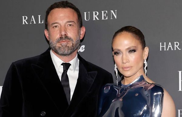 Ben Affleck & Jennifer Lopez Have 1 Reason for Waiting to Announce Split: Report