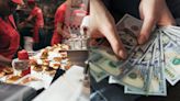 ¿Es justo? Comida rápida en California aumenta de precio tras incremento de salario a trabajadores