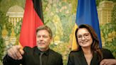 German vice chancellor backs Ukraine 'fight for freedom' on Kiev trip