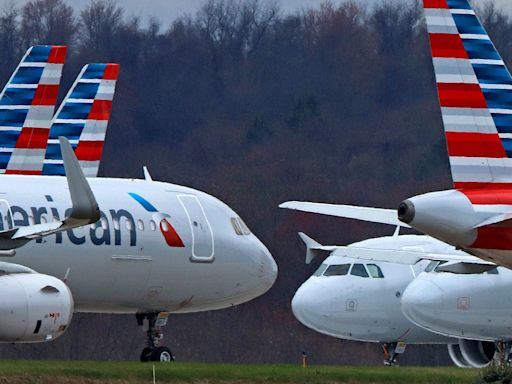 American Airlines flight attendants injured during turbulence on Florida flight