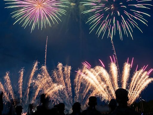 WATCH LIVE: Fort Jackson celebrates Fourth of July with spectacular fireworks show